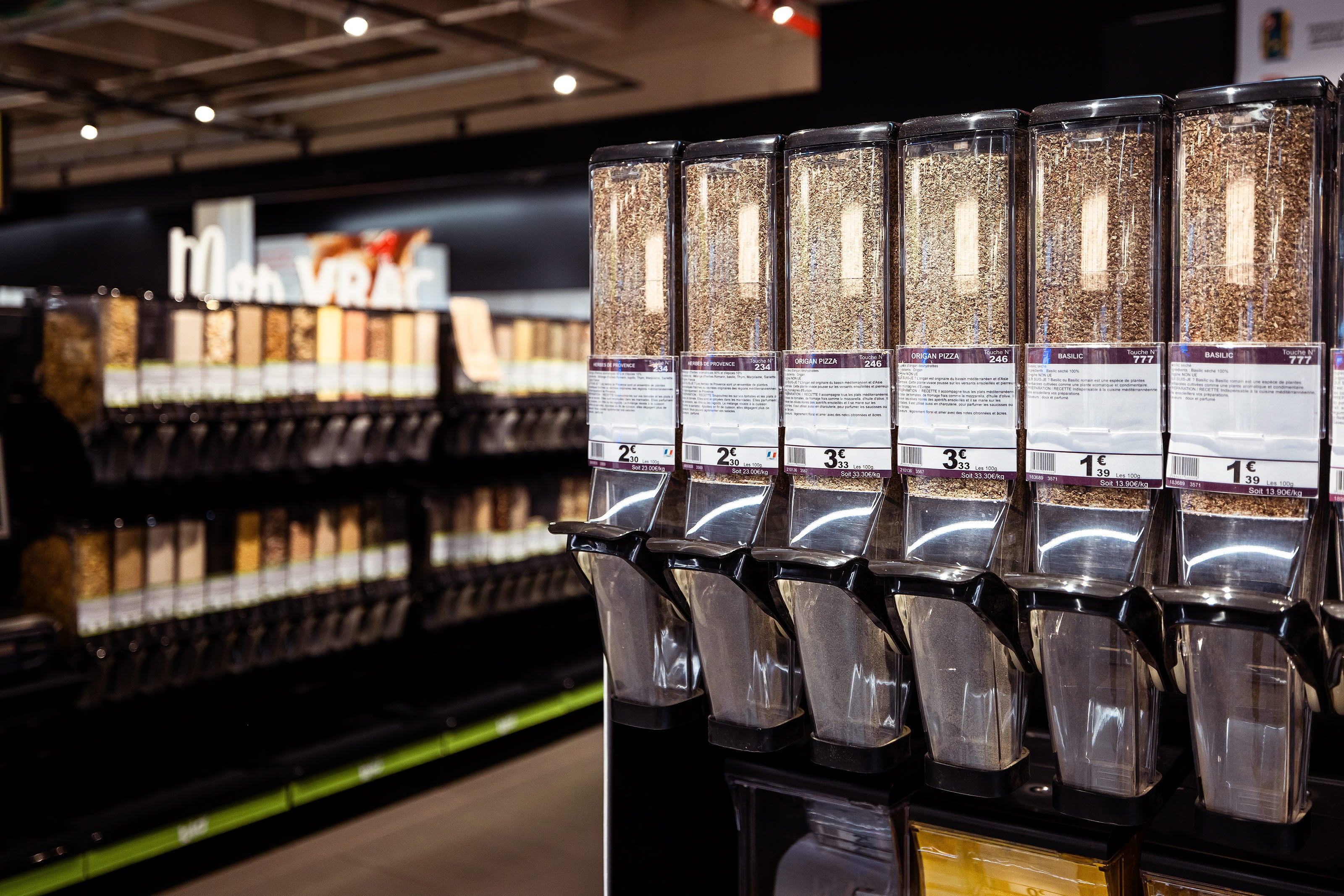 4eBin_Auchan-Cergy_France_HL-Display_2022_012.jpg