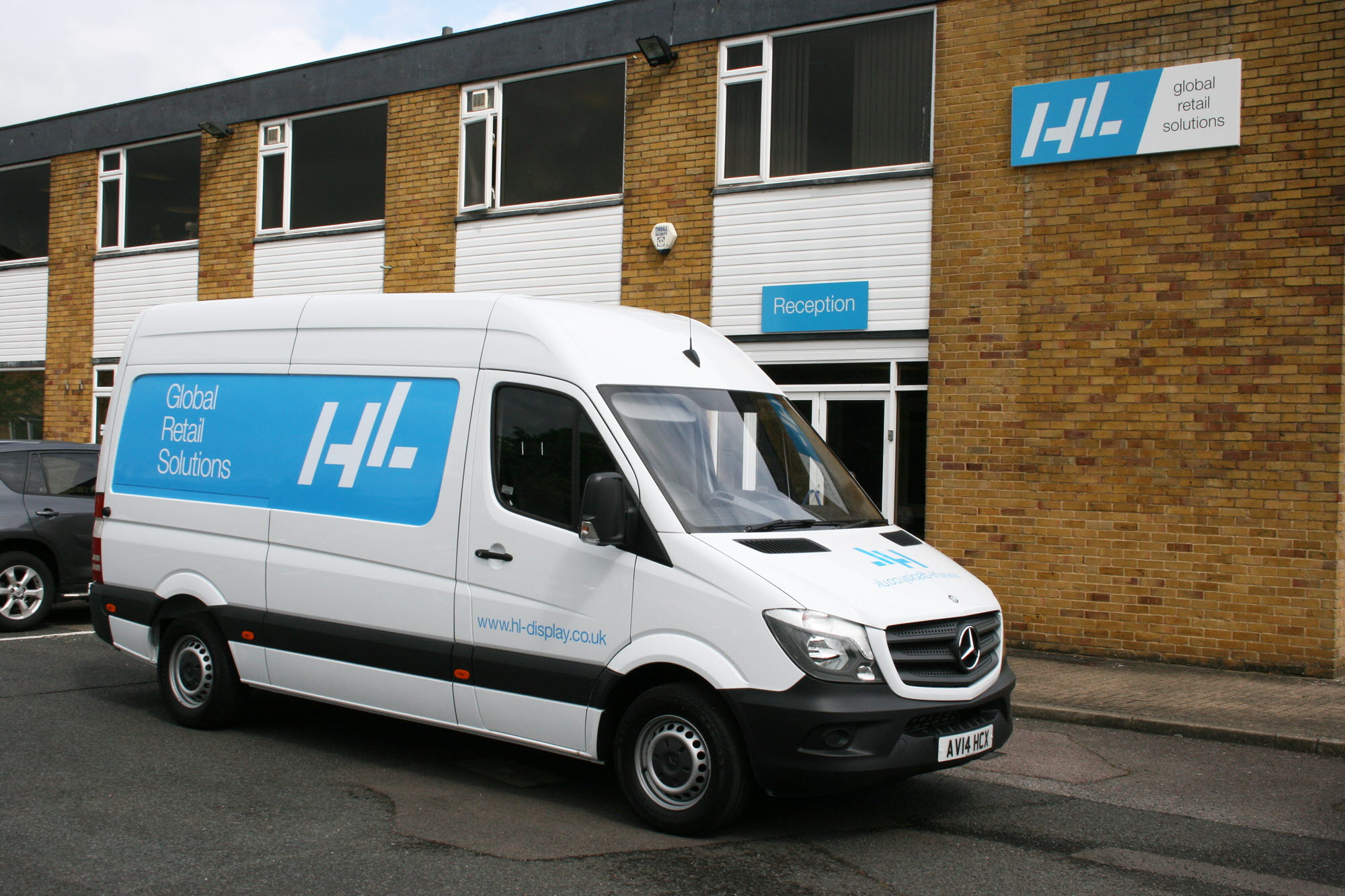 Office_van.jpg Office_van.jpg